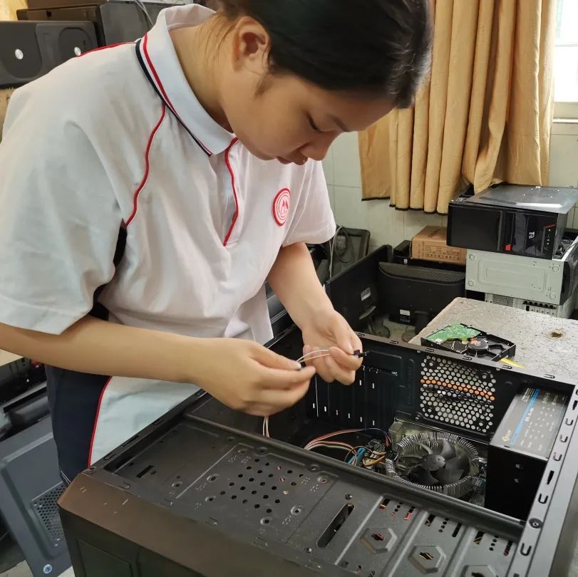 計算機維修1.jpg 計算機維修1.jpg